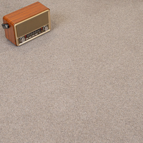 White Pepper Hampstead Deluxe 50oz Carpet