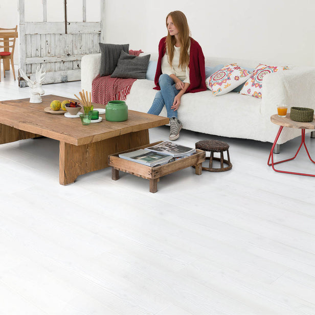 White Planks IM1859 Impressive 8mm Laminate Flooring by Quick-Step