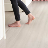 White Premium Oak SIG4757 Capture 9mm Laminate Flooring by Quick-Step