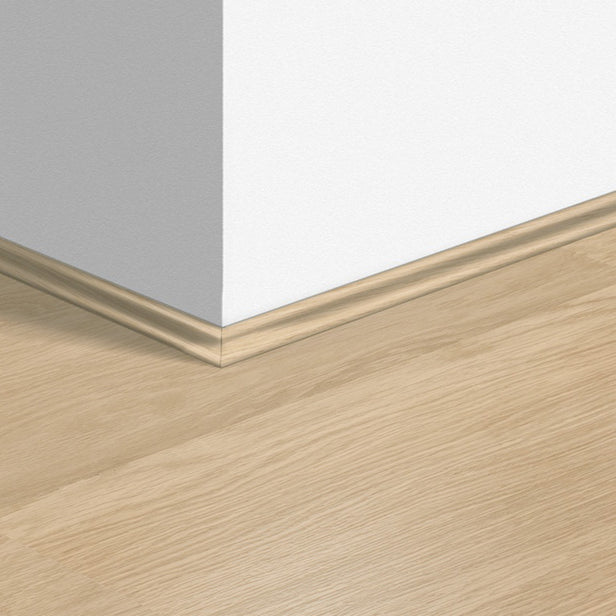 White Varnished Oak QSSCOT03105 Scotia Beading by Quick-Step