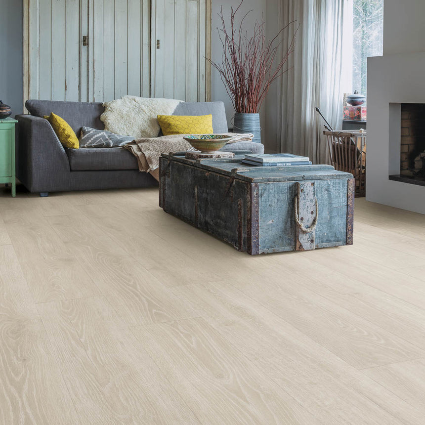 Woodland Oak Light Grey MJ3547 Majestic 9.5mm Laminate Flooring by Quick-Step