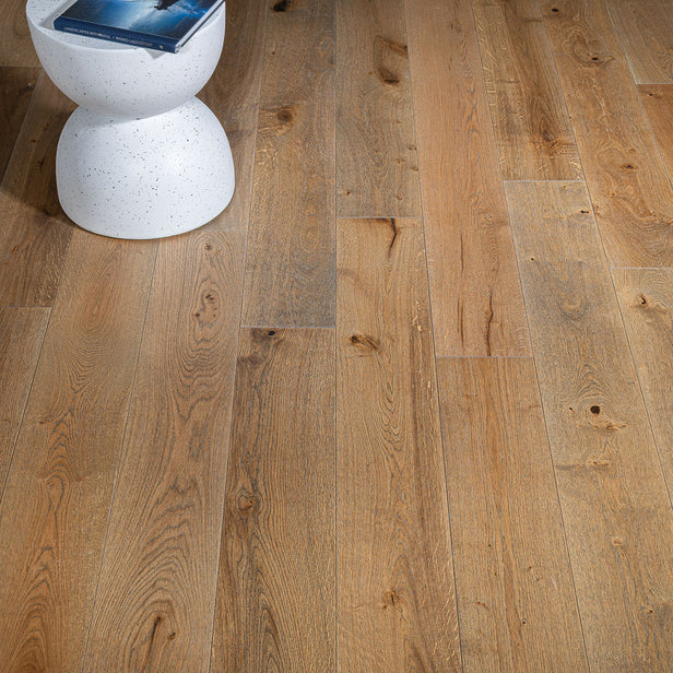 Worn Oak Plank 14/3mm Engineered Wood Flooring