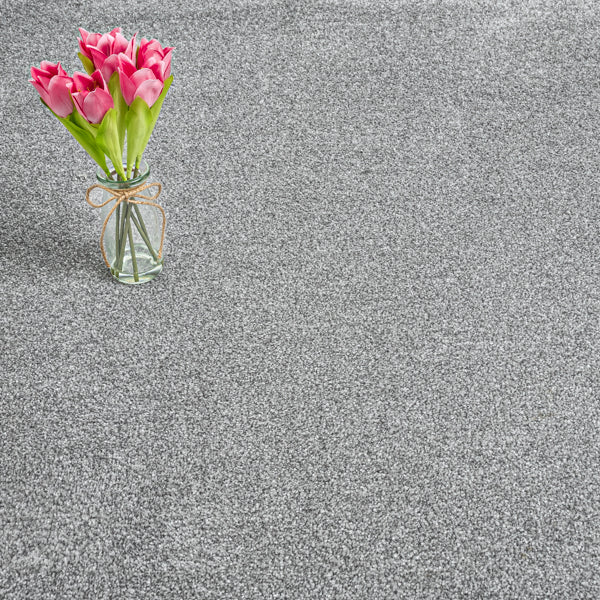 Light Grey Vision Luxury Saxony Actionback Carpet