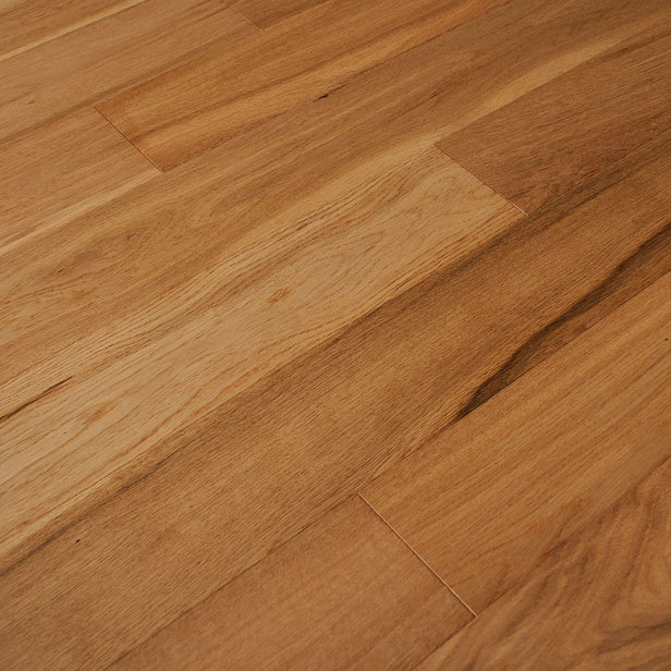 Natural Oak Brushed Real Wood Engineered HDF Flooring